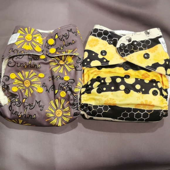 2 Reusable pocket cloth diapers, You are my Sunshine, bee hive, yellow - Picture 1 of 8